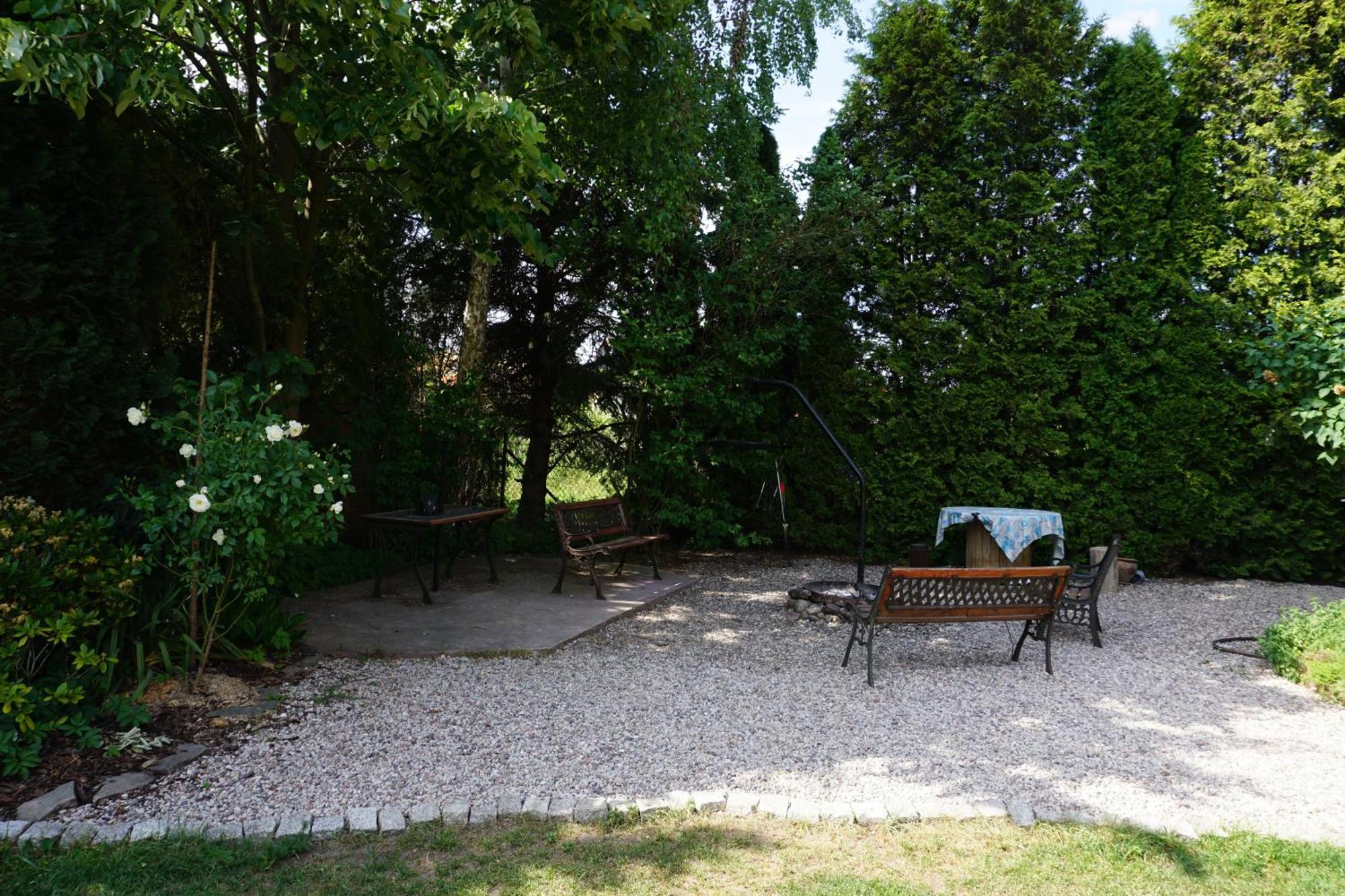 Comfortable House With Garden Manki Buitenkant foto
