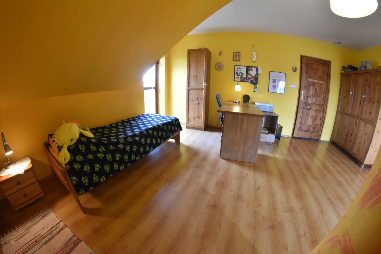 Comfortable House With Garden Manki Buitenkant foto