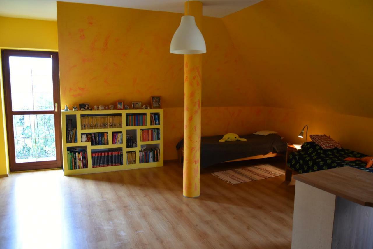 Comfortable House With Garden Manki Buitenkant foto