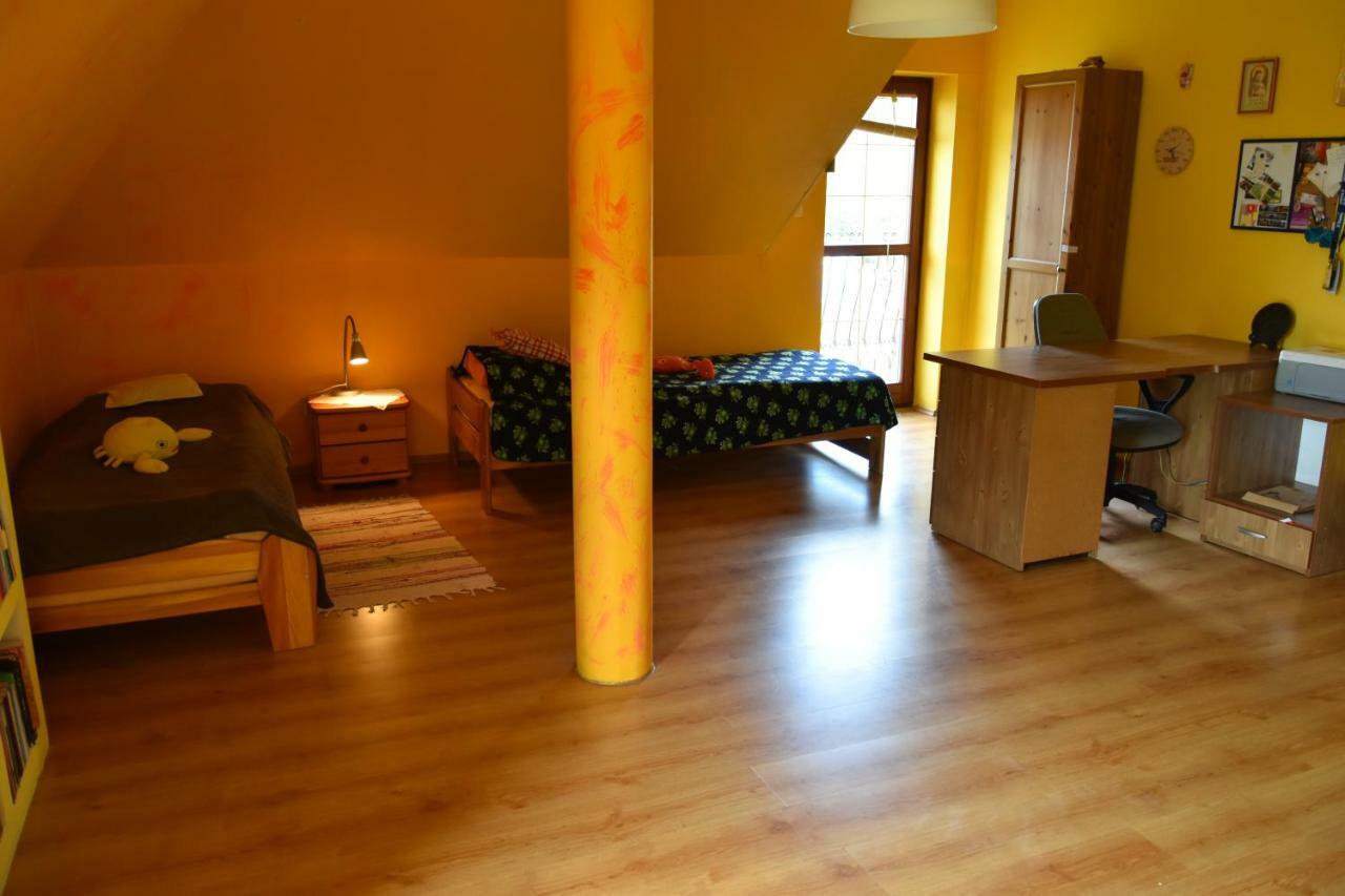 Comfortable House With Garden Manki Buitenkant foto